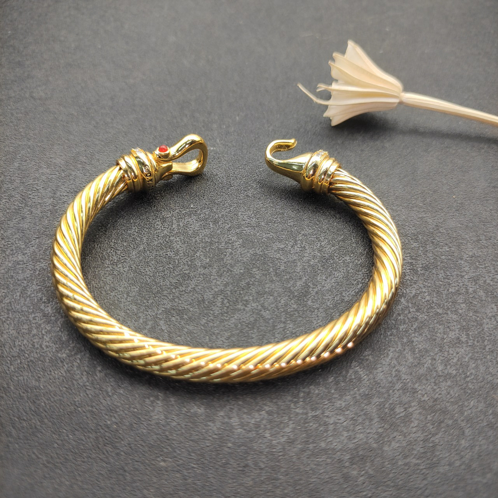 David Yurman 7mm Gold Diamond Hook Bracelet - Picture 6 of 8